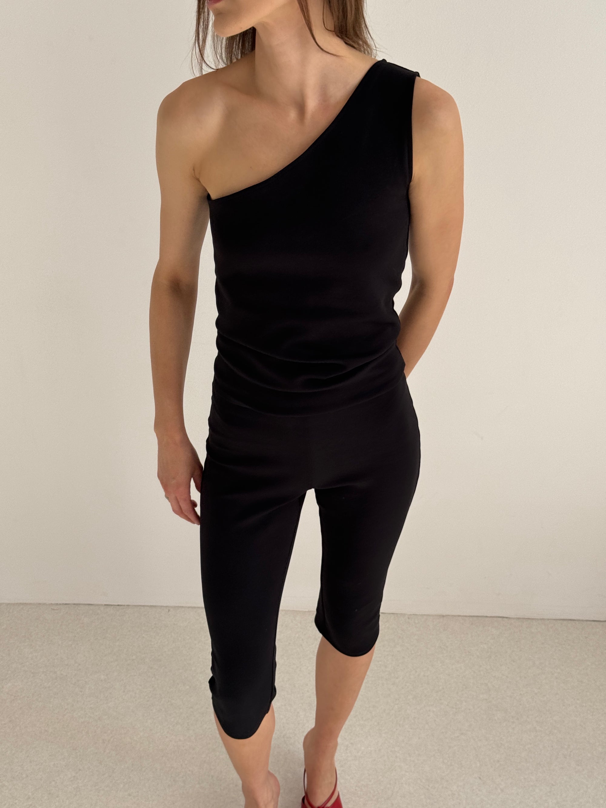 ISLA one shoulder top