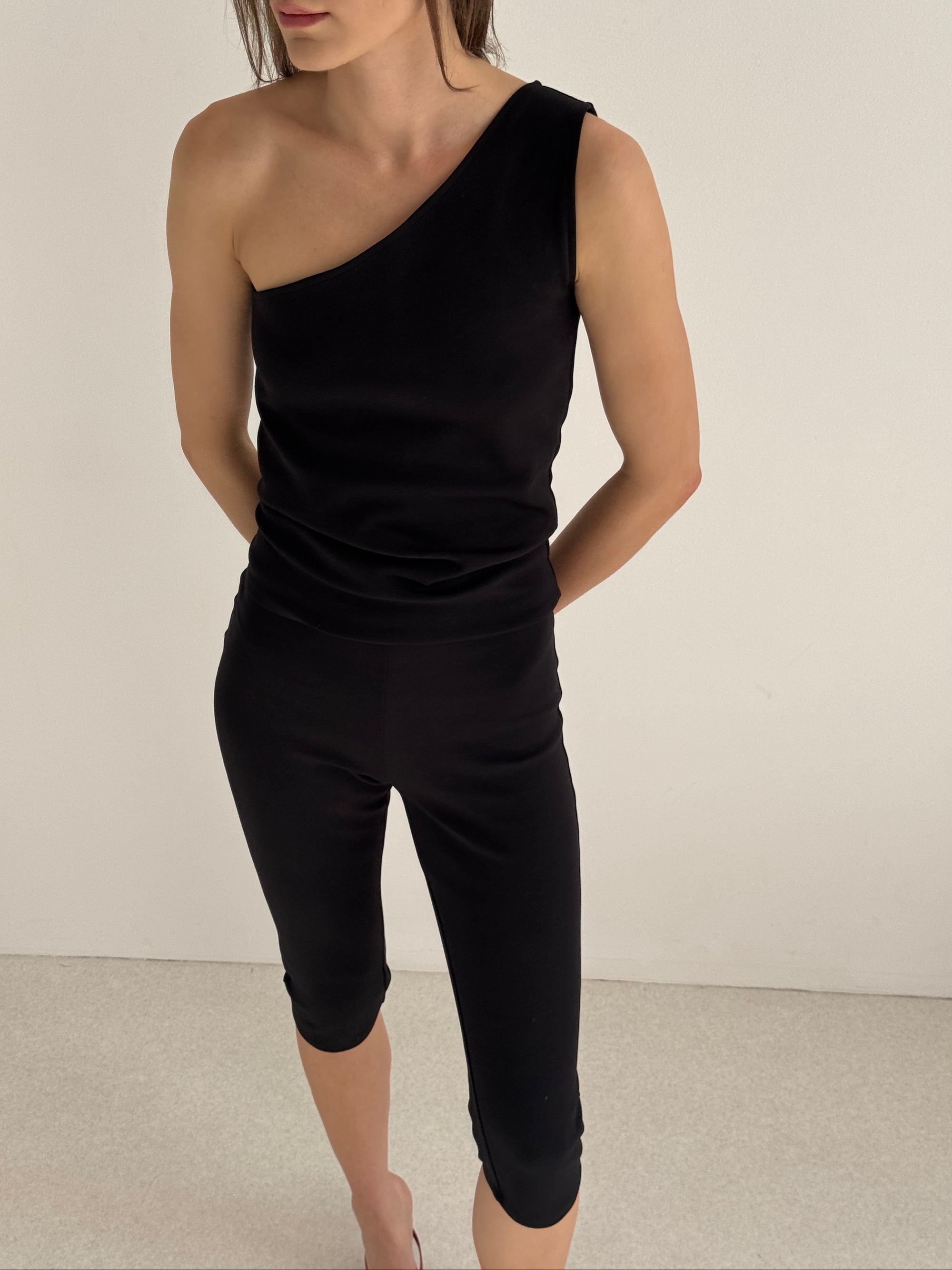 ISLA one shoulder top