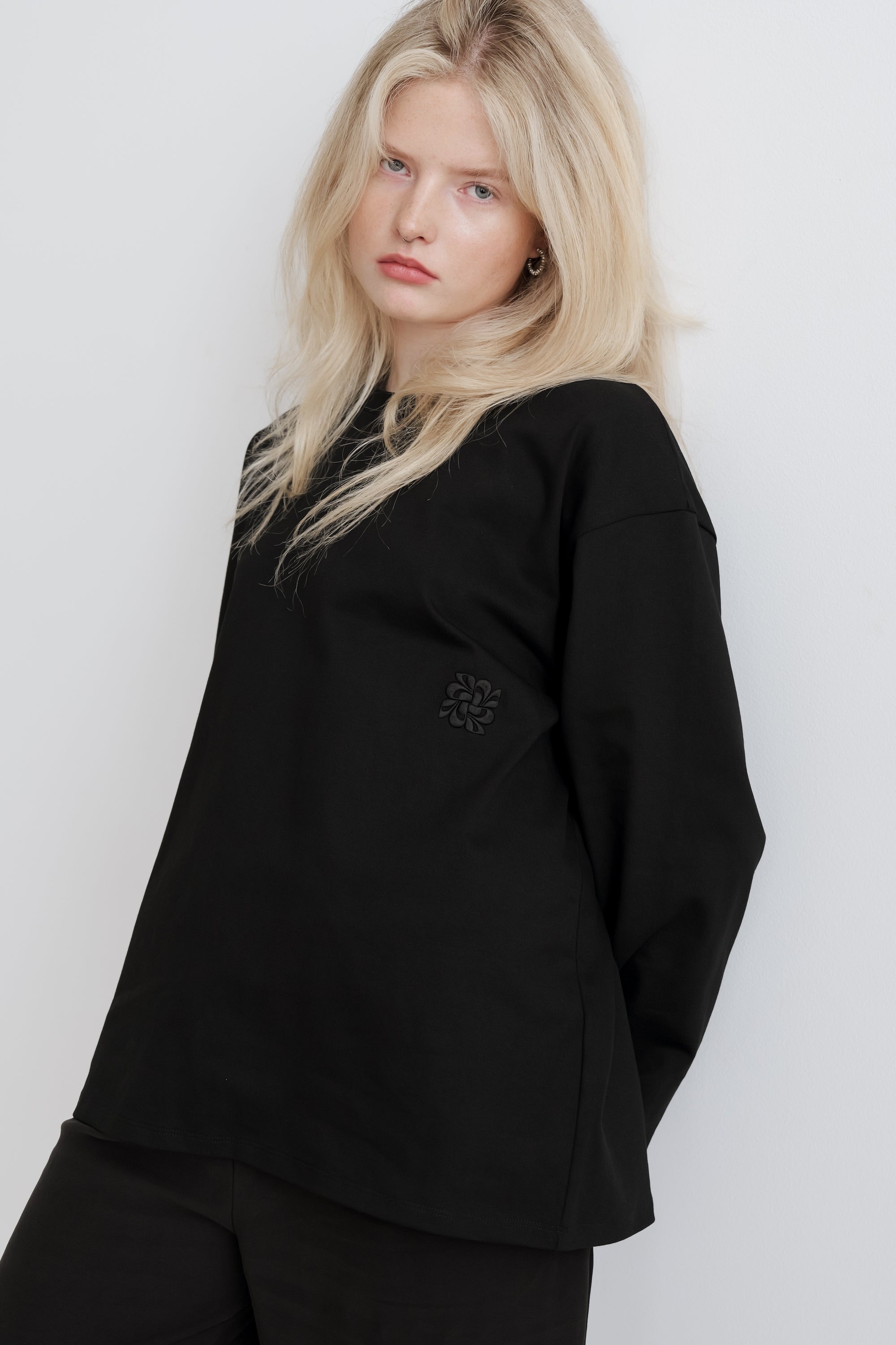 ISLA unisex long-sleeve