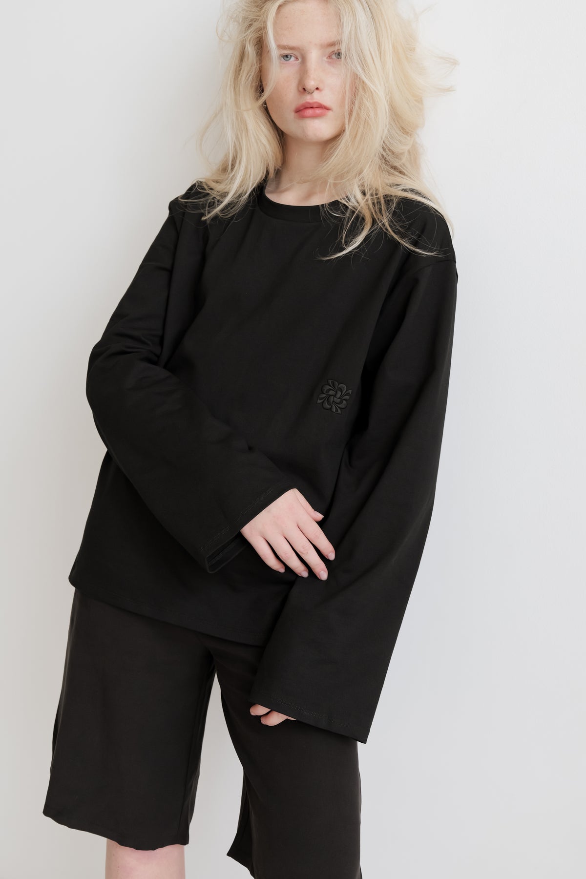 ISLA unisex long-sleeve
