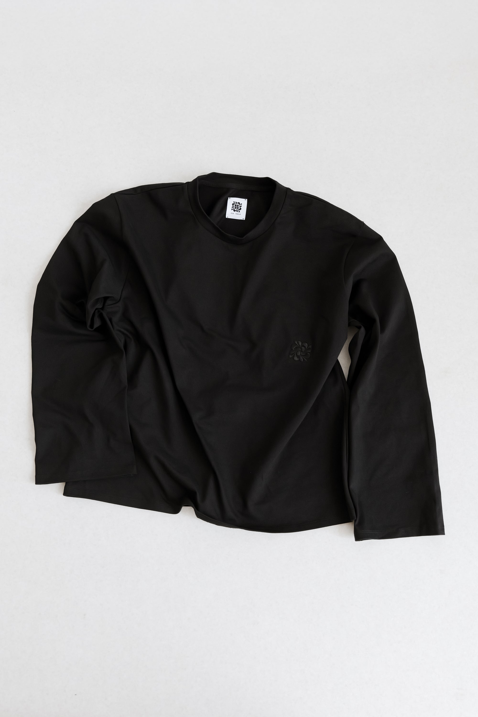 ISLA unisex long-sleeve